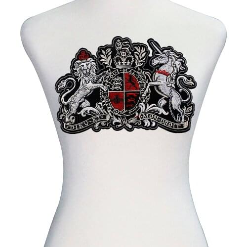 10pieces Lion Horse Crown Bee Pattern Fabric Patches Embroidery Applique Badges T-shirt Clothes Decorated Craft Sewing TH685