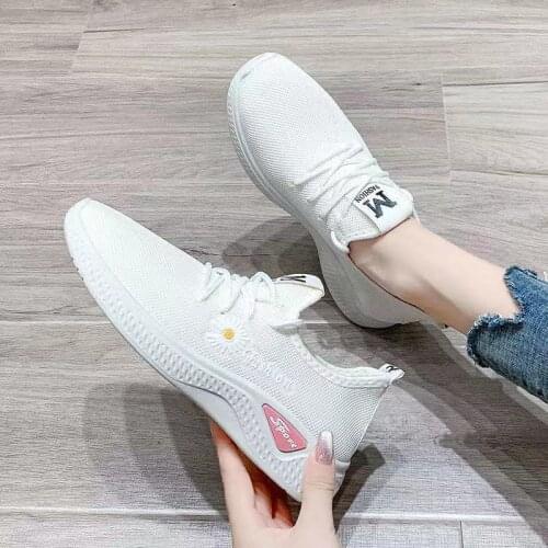 Womens Shoes Spring Summer 2021 New Light Weight Breathable Mesh Women Sneakers Female Ladies Flats Shoes Casual Running Shoes