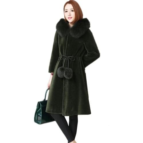 2020 New Sheep Shearing Fur Coat Women Lamb Fur Jacket Female With Real Fox Fur Collar Hooded Winter Long Outwear WYQ786