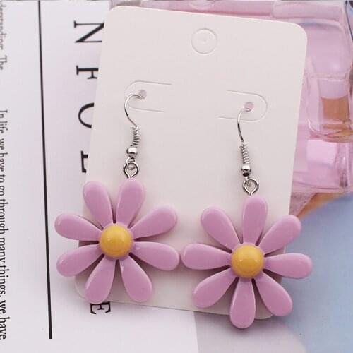 New Trendy Summer Fresh All-Match Solid Color Earrings Women Small Daisy Flowers Ear Accessories Gifts High Quality