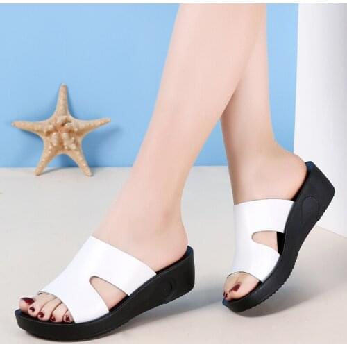 2021 Summer Women Peep Toe Sandals Wedge Slides Beach Shoes Ladies Chunky Heels Slippers Slip On Platforms Women Casual Sandals