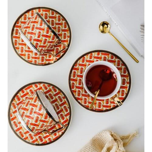 English Bone China Coffee Cup And Saucer High Grade Porcelain Coffee Set Tea Cup And Saucer New Year Gift Free Shipping Items