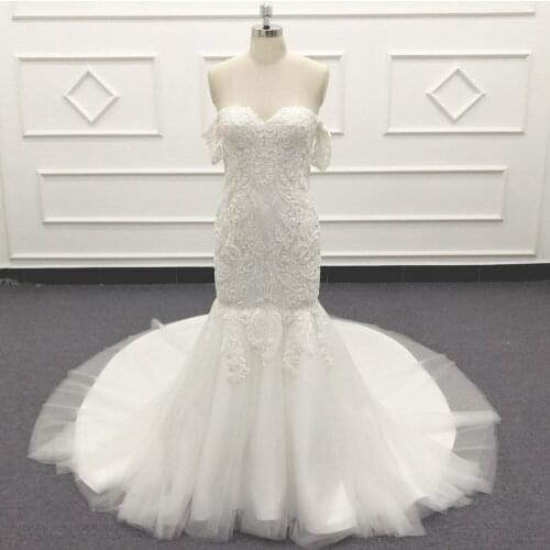 Molanda Hung Wedding Gown Sweetheart Neck Off Shoulder Appliques With Beads Pearls Zipper With Buttons SJ547