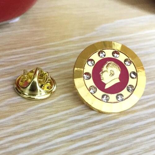 Chairman Maos Badge Commemorative Badge Brooch Mao Zedongs Head Gold Medal Genuine Collection Of Gifts China Pins Pin