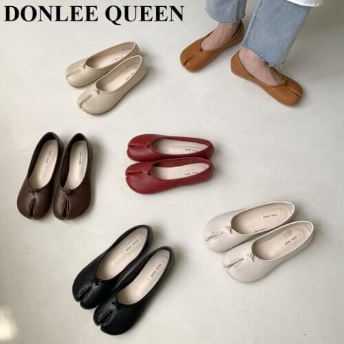 2021 Fashion Flat Hoof Shoes Women Shallow Ballet Flats Novelty Separate Toe Slip On Loafers Casual Soft Ballerina Zapatos Mujer