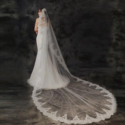 Bridal Veils 2021 New Wedding Veil With Comb Classic Lace Edge One-layer Appliqued 3m Cathedral Veil 2 Colors
