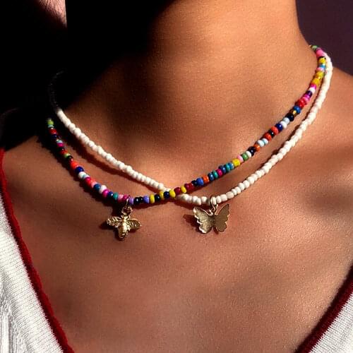 Boho Metal Bee Butterfly Pendant Beads Necklace For Women Multicolor White Bead Choker Necklaces Sweet Fashion Jewelry 2021 Hot