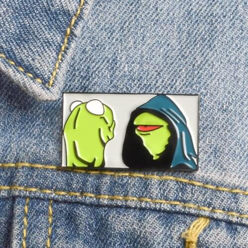 Evil Green Frog Enamel Bag Backpack Collar Shirt Brooch Pins Metal Broches for Women Badge Pines Metalicos Brosche Accessories