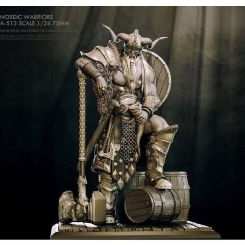 1/24 Resin model kits DIY figure colorless and self-assembled A-513