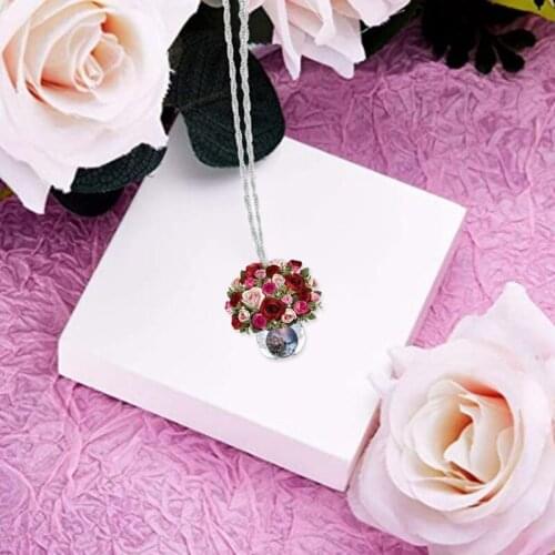 1x Exquisite Fashion Colorful Tea Plum Vintage Rose Bud Ladies Necklace New Popular Women Jewelry Flower Pendant Long Necklaces