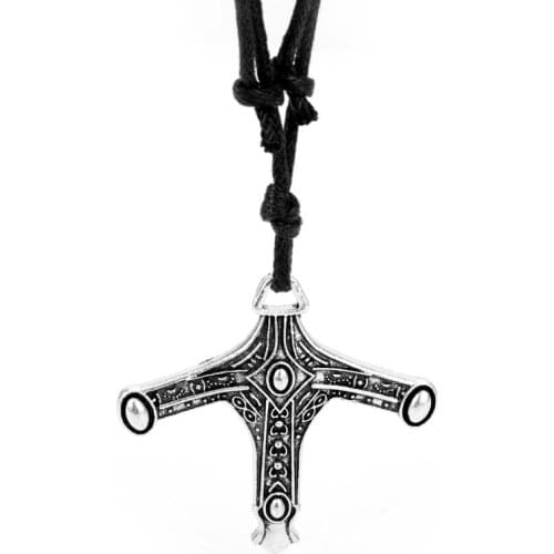 Game Bloodborne Saw Hunter Necklace Vintage Cross Rope Chain Necklace Choker Statement Jewelry Charm Pendant Cosplay