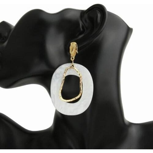 6.8*4cm Cool Acrylic Resin Stud Earrings For Women Geometric Earing Earings Jewelry Temperament Irregular Earing Brincos A2910