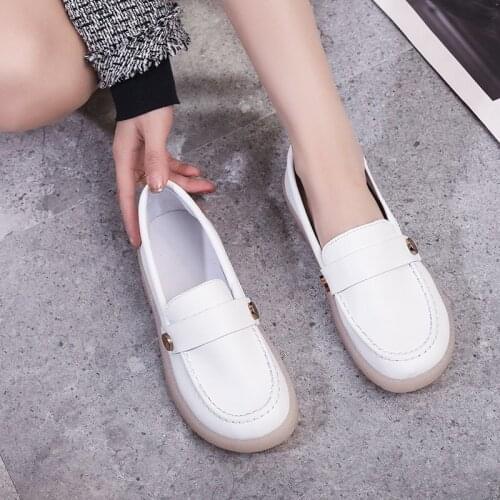 2021 New Soft Moccasins Women Shoes High Quality PU Leather Loafers Woman Slip-on White Walk Shoes Fashion Spring Driving Shoes