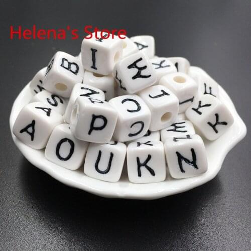 Factory Direct Sell 12*12MM 350PCS/Lot Mixed White with Black Printing Acrylic Alphabet Letter Beads Chunky Knit Bracelet Beads