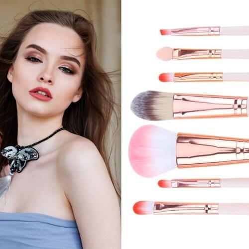 7Pcs Professional Makeup Brushes Set Foundation Powder Contour Concealer Blush Brushes Beauty Accessories