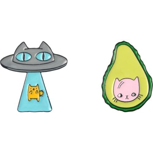 New UFO cartoon UFO alien Avocado Pizza cat brooch Spaceship cat pizza cat Fruit food animal brooch child fun bag pendant jewelr