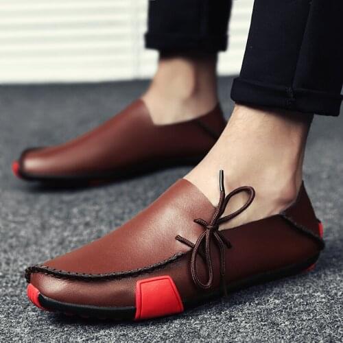 2020 New Leather Mens Loafers Fashion Shoes Handmade Moccasins Soft Leather Slip on Mens Boat Shoe