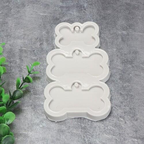 Cute Bone Shaped Key Chain Silicone Mold DIY Cake Cookies Candy Mold Handmade DIY Resin Dog Tag Pendant Casting Mould