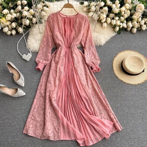 New Spring Autumn Women Long Sleeve Slim Long Dress High Quality Pleated Chiffon Patchwork Hook Flower Hollow Lace Dress