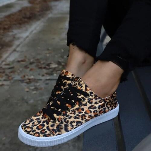 Women Casual Shoes 2021 Autumn Women Sneakers Fashion Leopard Vucanized Sport Flat Canvas Lace Up Girl Shoes Trainers Size 35-43
