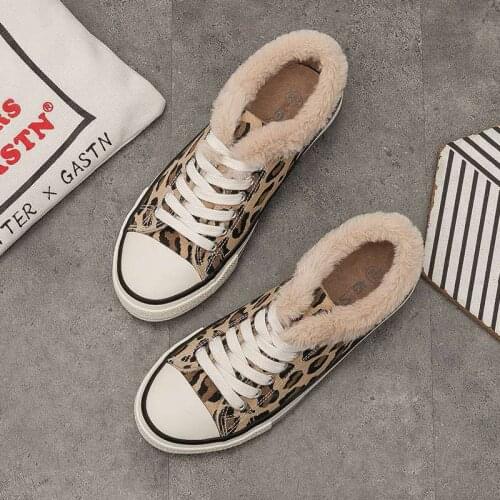 2021 Girls winter Fur shoes Leopard Women Canvas Shoes Leopard print Plush casual board students shoes Fashion thick SHW20009