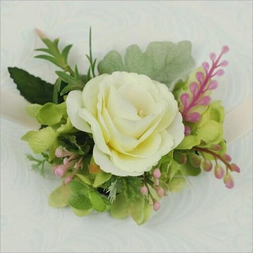 New 5Pcs 5Colors European Style Handmade Silk Rose Wrist Flowers Bridesmaid Wrist Flowers Wedding Party Decorative Flowers