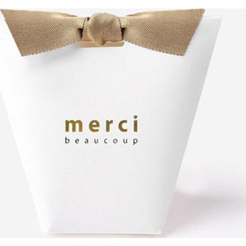 10 Pcs high quality Black White Bronzing "Merci" Candy Box Jewelry Bag Wedding Favors Gift Box Birthday Party Favors Cookies Bag