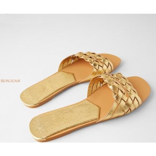 New Golden Woven Slippers Women Summer 2020 Flat Heels Beach Casual Slides Shoes Woman Outdoor Sandals Flip Flops Muter