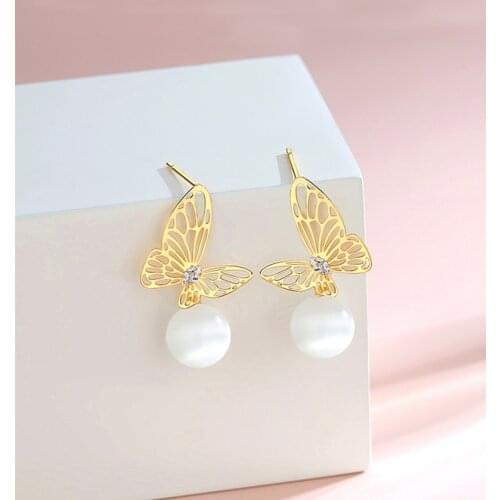 Exquisite earrings butterfly earrings high-end earrings new trends in 2020 elegant quality exquisite Women Fashion Stud Earrings