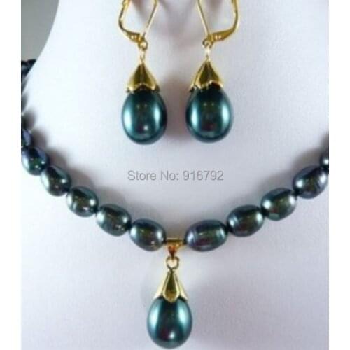 HYFY2014326**7-9MM Black Pearl Necklace Shell Pearl Earring Set 18"
