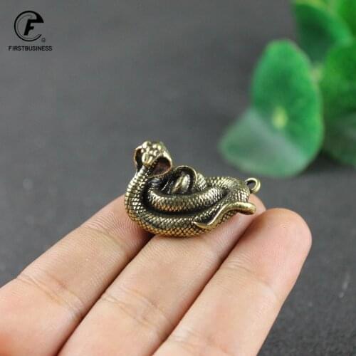 Chinese 12 Zodiac Animal Snake Hold Ingot Brass Car Key Chain Figurine Figure Trinkets Creative Copper Crafts Vintage Statuette