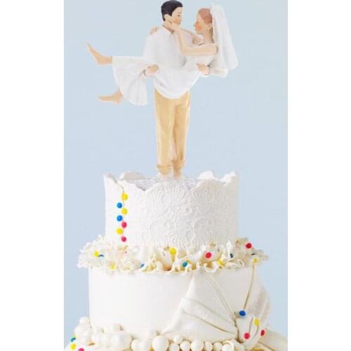 Beach Wedding Bride and Groom Couples Dolls for Cake Decoration Topper Lovely Resin Cake Dolls for Decorating Wedding Gifts