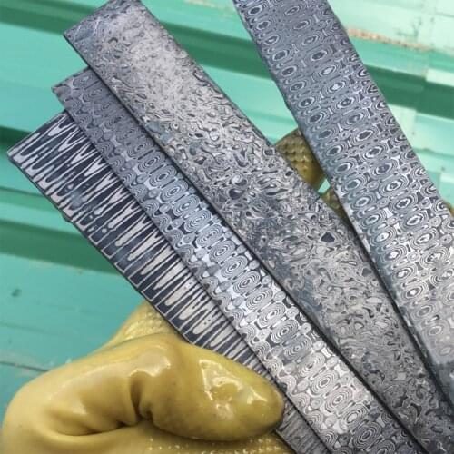 1piece Damascus steel for DIY exquisite knife Making Wave VG10 Sandwich Pattern steel Knife blade blank has been Heat Treatment