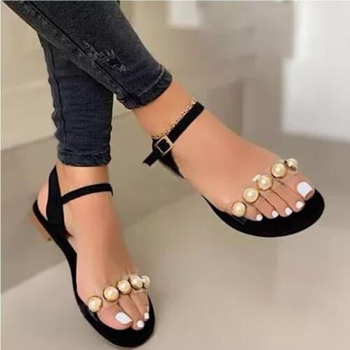 2021 New Summer Women Sandals Flat Heel Inlaid with Pearl Button Sandals Fashion Hot Sale Antiskid