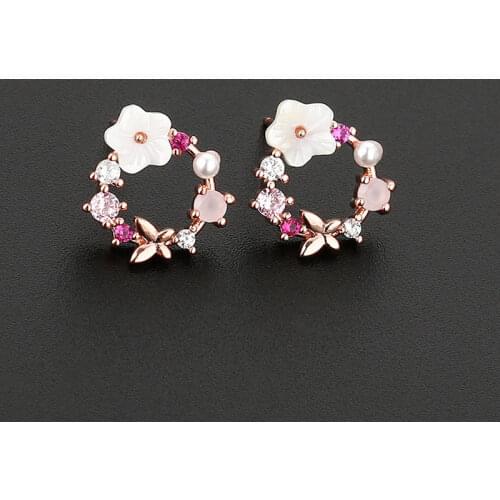 Korean New Colorful Rhinestone Pearl Stud Earrings for Women Charm Butterfly Flowers Shell Earrings Jewelry Gift Brincos