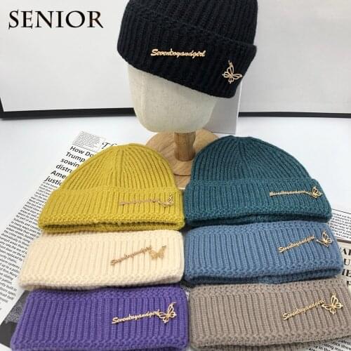 Winter New Korean Style Simple Letter Butterfly Womens Knitted Hat Fashion and Elegant Womens Outdoor Shopping Beanie Warm Hat