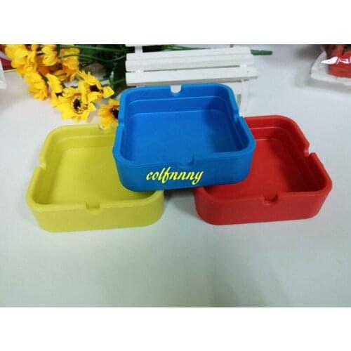 200pcs/lot Fast shipping 8x8cm Portable Rubber Silicone Soft Eco-Friendly Square Ashtray Ash Tray Holder 6 colors