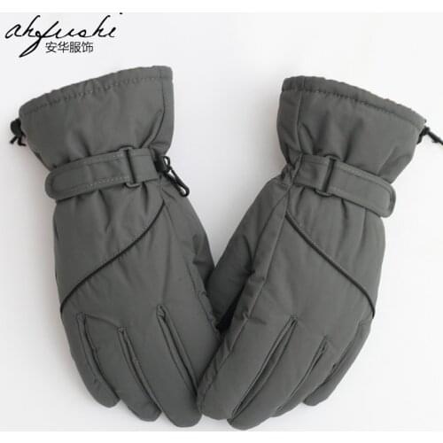 Promotional Unisex windproof Warm Skiing Gloves Winter Outdoor Men Women Climbing Snowboarding Sports Cotton Gloves