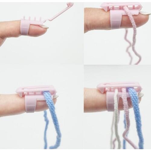 6x Finger Wear Thimble Yarn Guide Needle Thimble Plastic Ring Type Knitting Tool