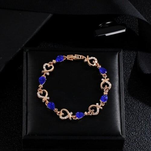 Black Korean Love Heart Bracelet Airy Flower Lady Bracelet Heart Bracelet New Arrival Hot Sale