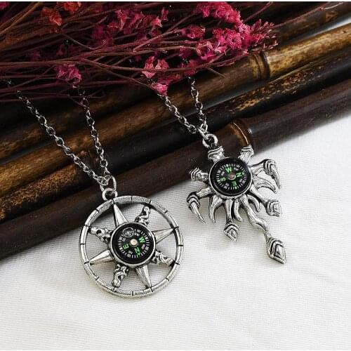 Vintage Viking Necklace Men Jewelry Wolf Axe Thor Hammer compass Amulet Symbol Slavic Punk Women Necklace long sweater chain Gif