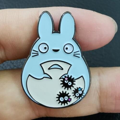 Totoro enamel pin