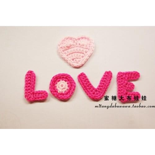 Free shipping DIY handmade crocheted heart-shaped brooch patch LOVE clothing accessories 10 sets