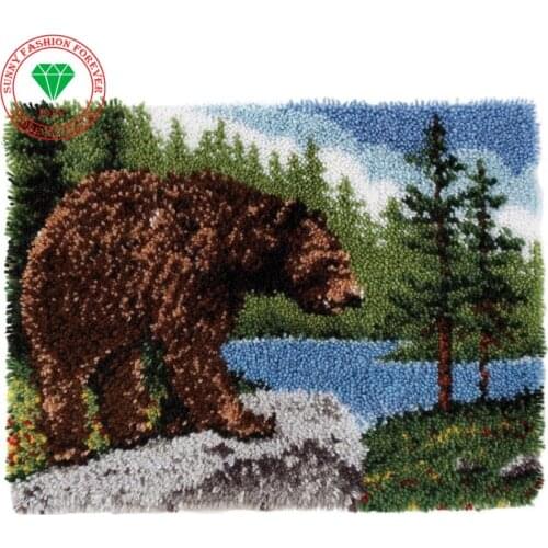 Hooby Needlework Latch Hook Rug Kits DIY Unfinished Crocheting Rug Yarn Cushion Mat White Bear at Rest 3D Embroidery Carpet