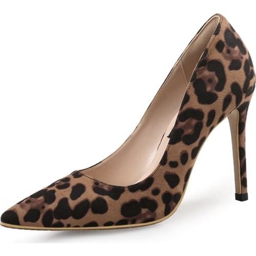 HAKEEM Women's Slip-ons