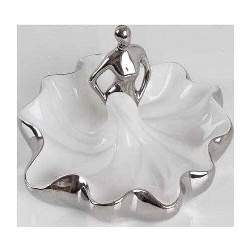 Creative Ceramics Dancing Beauty Lady Figurine Cigarette Ashtray Widget Craft Accessories for Home Decor and Souvenir Present