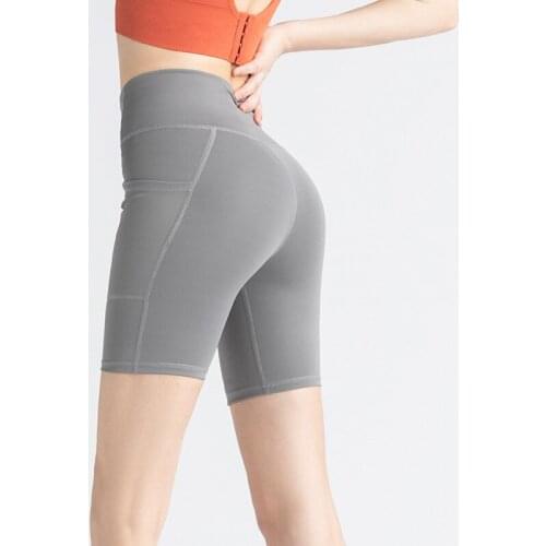 2021 Sports Tights Womens Mesh Side Pockets Five-point Shorts Cycling Pants Fitness Quick-drying Running Yoga Shorts