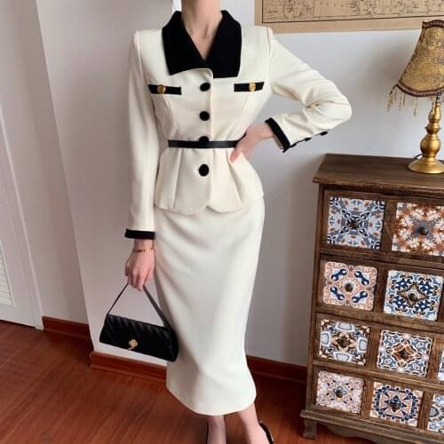 Fashion Suit Womens Winter New Temperament Color Matching Blouse + High Waist Half-Length Skirt Two-Piece Sets