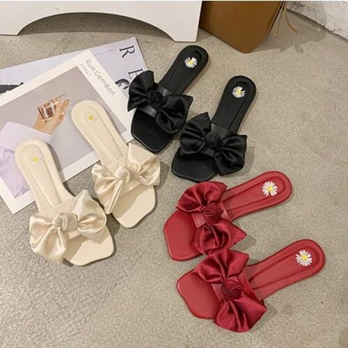 Red Daisy Bow Outer Wear Slipper Women Summer 2020 New Fashion Sandals Breathable and Non-slip Shoes Soft Sole Slippers