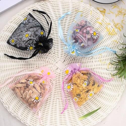 7 Colors Can Choose) Daisy Pattern Gift Bag Drawstring Bag for DIY Sundry Craft Gift Candy Bag Wedding Party Decor Bag